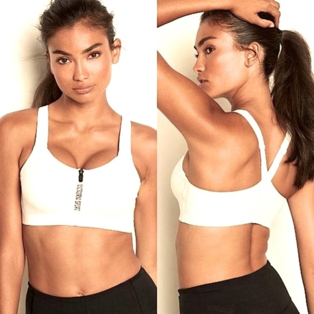 Like New 36C Knockout Ultra Max Front-Close Sports Bra. White